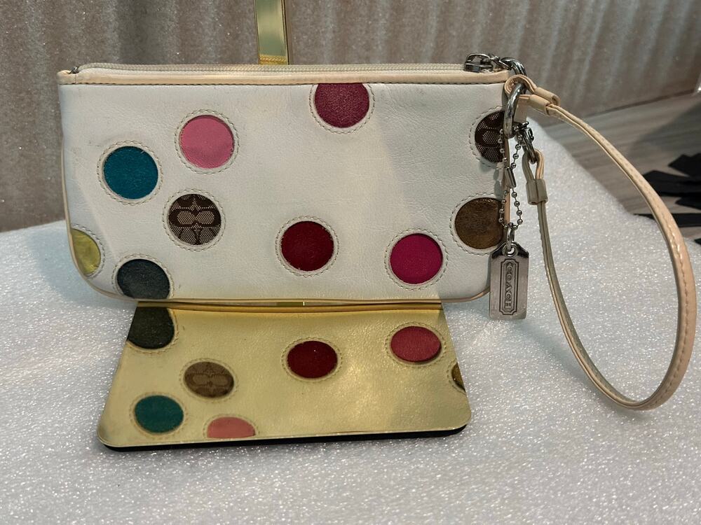 Coach Vintage Polka Dot Wristlet White Leather Multicolor Suede Signature C Y2K